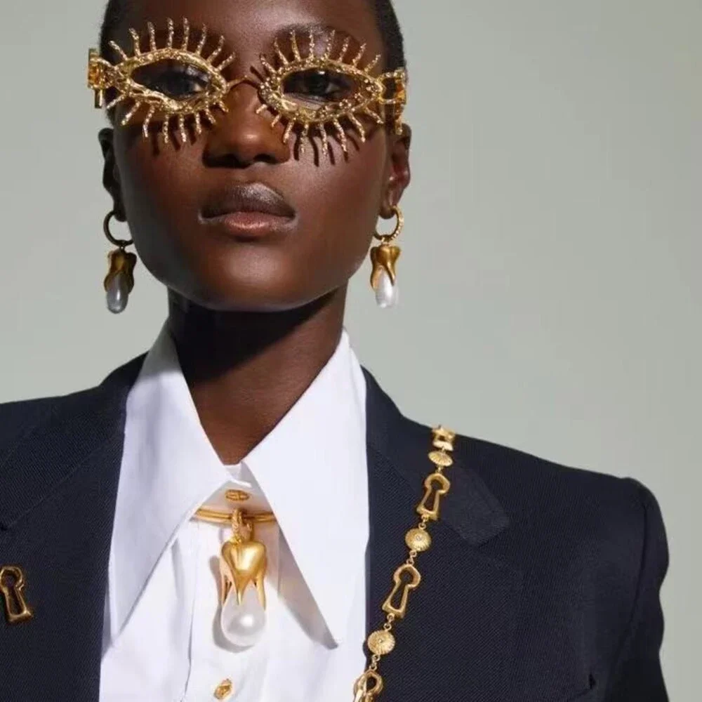 Schiaparelli's extravagant art glasses with numerous diamonds